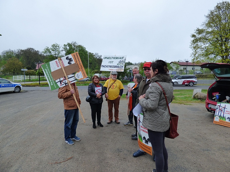 Thumbnail of 020.jpg