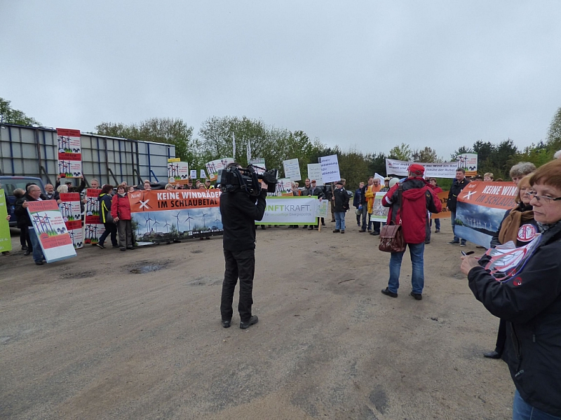 Thumbnail of 025.jpg