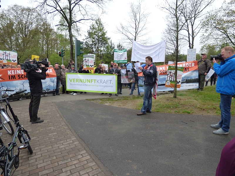 Thumbnail of 047.jpg